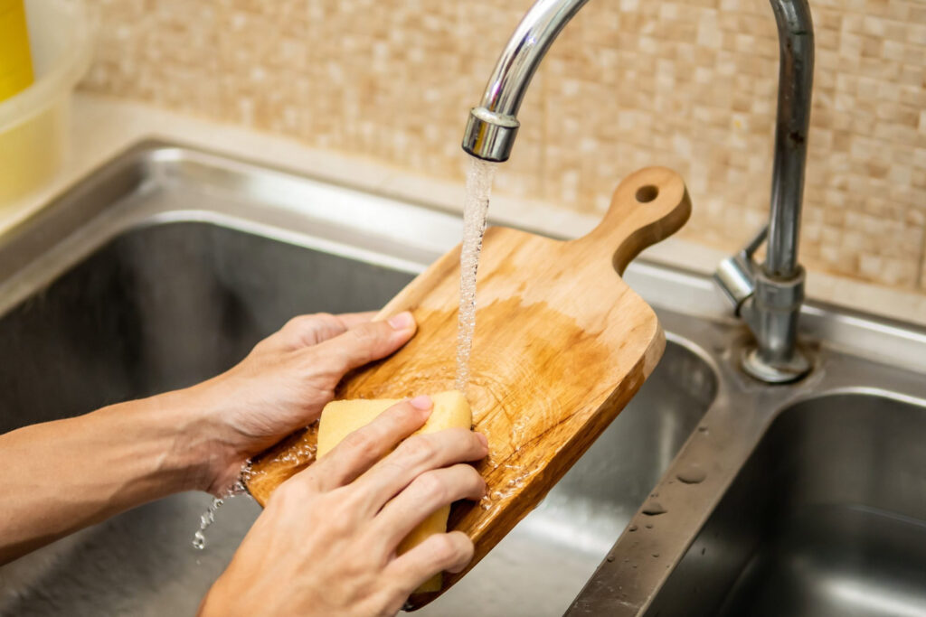 Wooden Cutting Board Cleaning